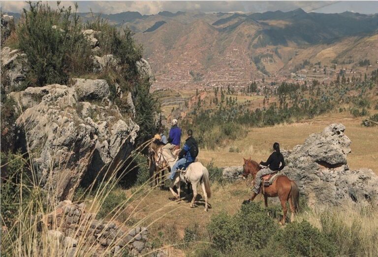 Horseback Riding Cusco City Tour (Half a Day) 3