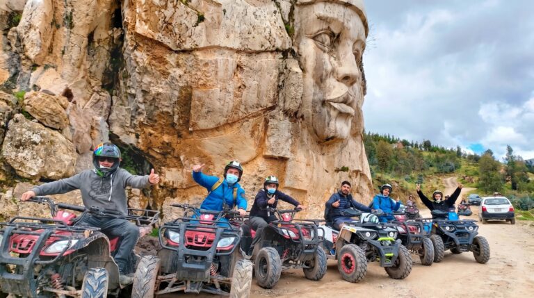 Tour en Cuatrimotos: Morada de los Dioses + Laguna Piuray (Medio Día) 4